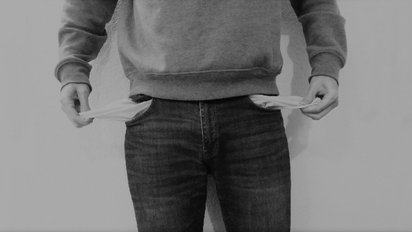 3 poche.jpg?resize=412,232 - Aides sociales: quelles sont les différents dispositifs disponibles pour les jeunes ?