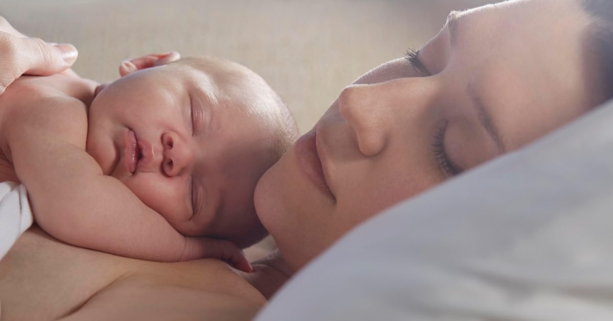 nintchdbpict000369909793 e1609651756219.jpg?resize=412,232 - Selon une étude, il faudrait dormir avec son bébé jusqu'à l'âge de 3 ans