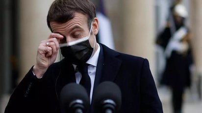 4 em.jpg?resize=412,232 - Quels sont les deux scénarios envisagés par Emmanuel Macron pour lutter contre la crise sanitaire ?