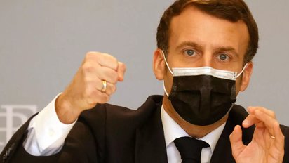 9 macron 1.jpg?resize=412,232 - Covid-19: Emmanuel Macron se donne "8 à 10 jours" avant de relâcher ou resserrer les restrictions
