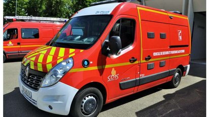le vehicule de secours et d assistance aux victimes vsav 1562766030 e1612884763666.jpg?resize=412,232 - Un garçon de 5 ans sauve sa soeur de 3 ans qui était en train de s'étouffer